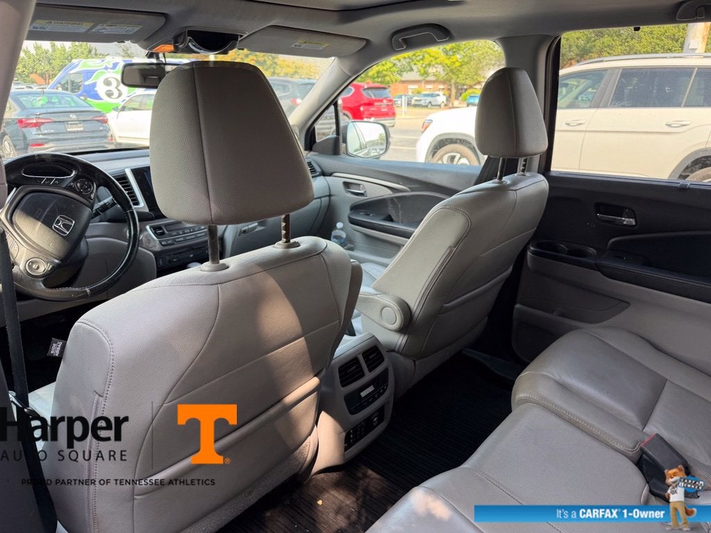 2016 Honda Pilot EX-L w/Rear Entertainment System
