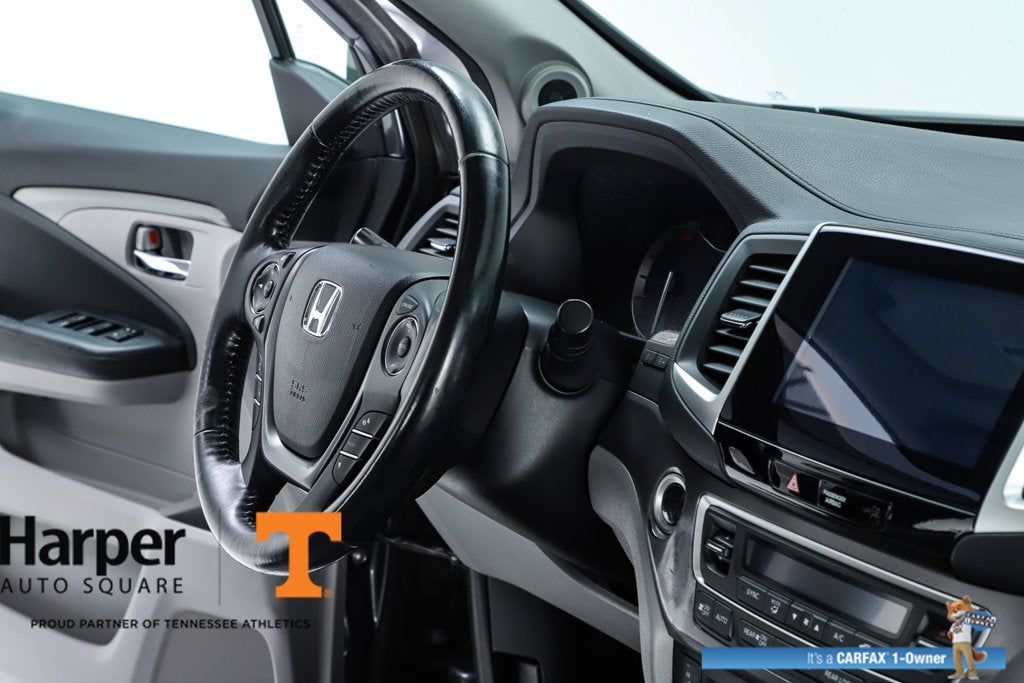 2016 Honda Pilot EX-L w/Rear Entertainment System