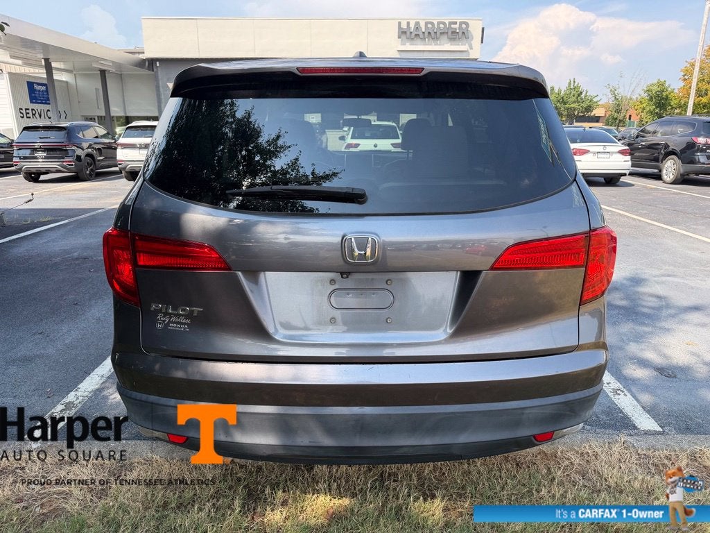2016 Honda Pilot EX-L w/Rear Entertainment System