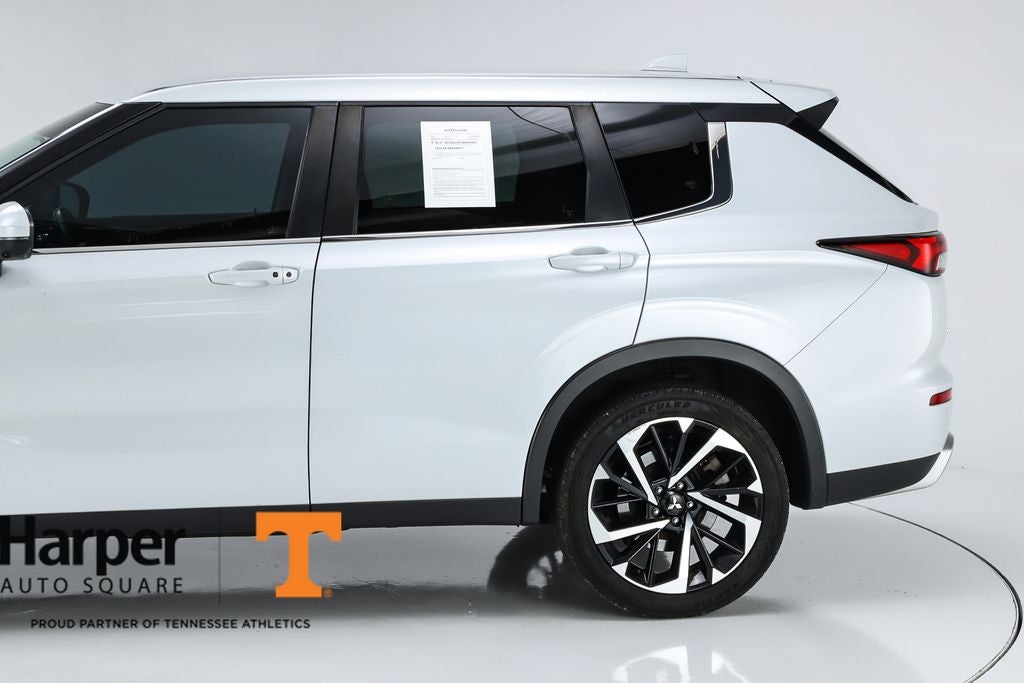 2022 Mitsubishi Outlander SE