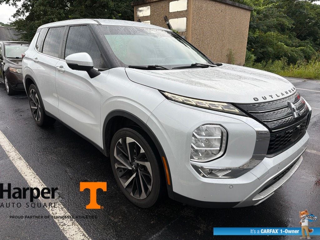 2022 Mitsubishi Outlander SE