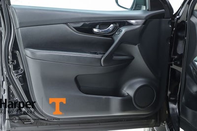 2017 Nissan Rogue Sport SV