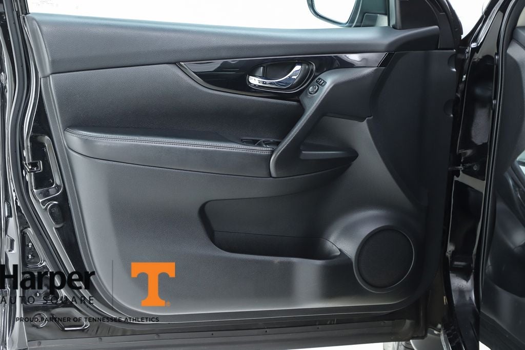 2017 Nissan Rogue Sport SV