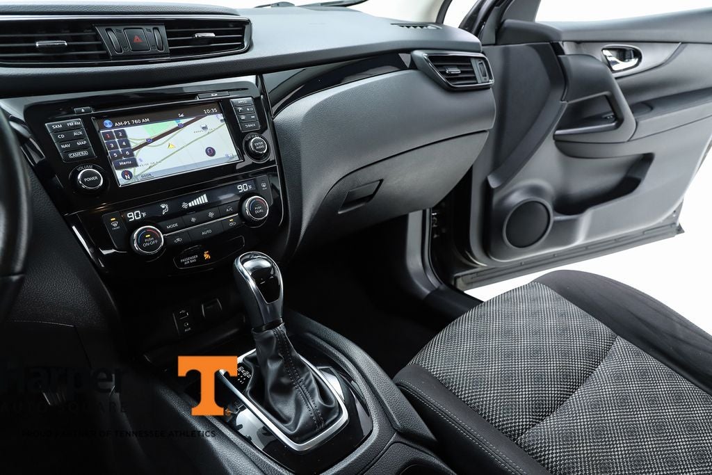 2017 Nissan Rogue Sport SV