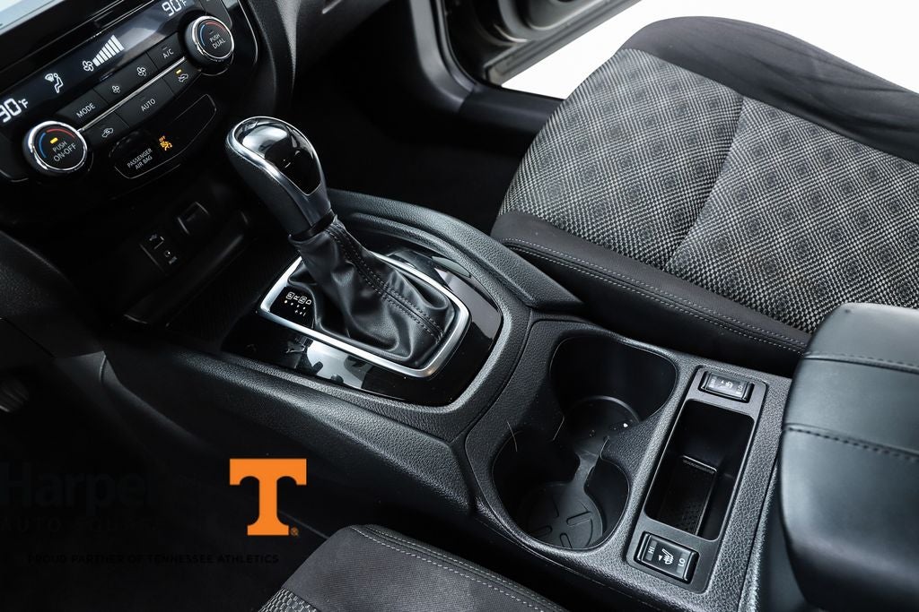 2017 Nissan Rogue Sport SV