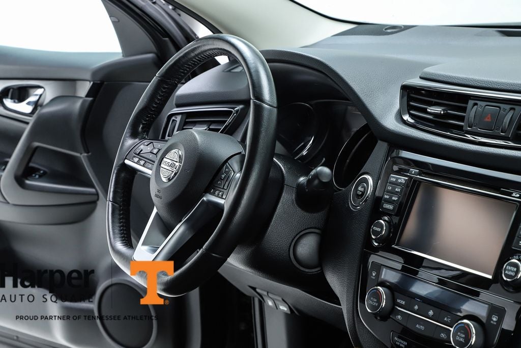 2017 Nissan Rogue Sport SV