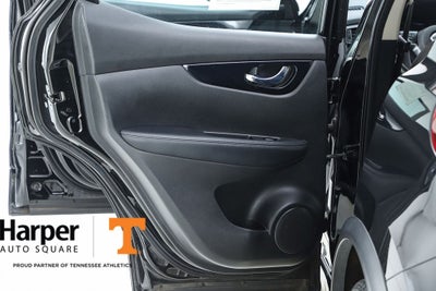 2017 Nissan Rogue Sport SV