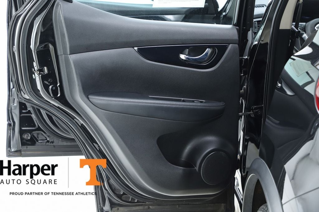 2017 Nissan Rogue Sport SV