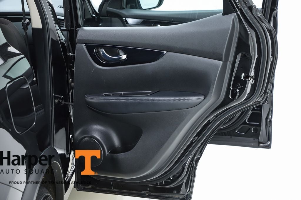 2017 Nissan Rogue Sport SV