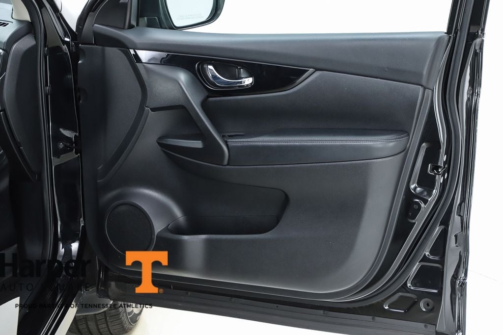 2017 Nissan Rogue Sport SV