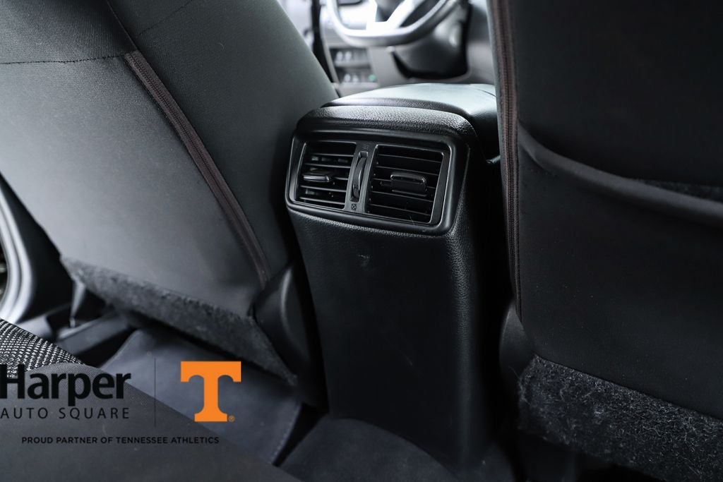 2017 Nissan Rogue Sport SV