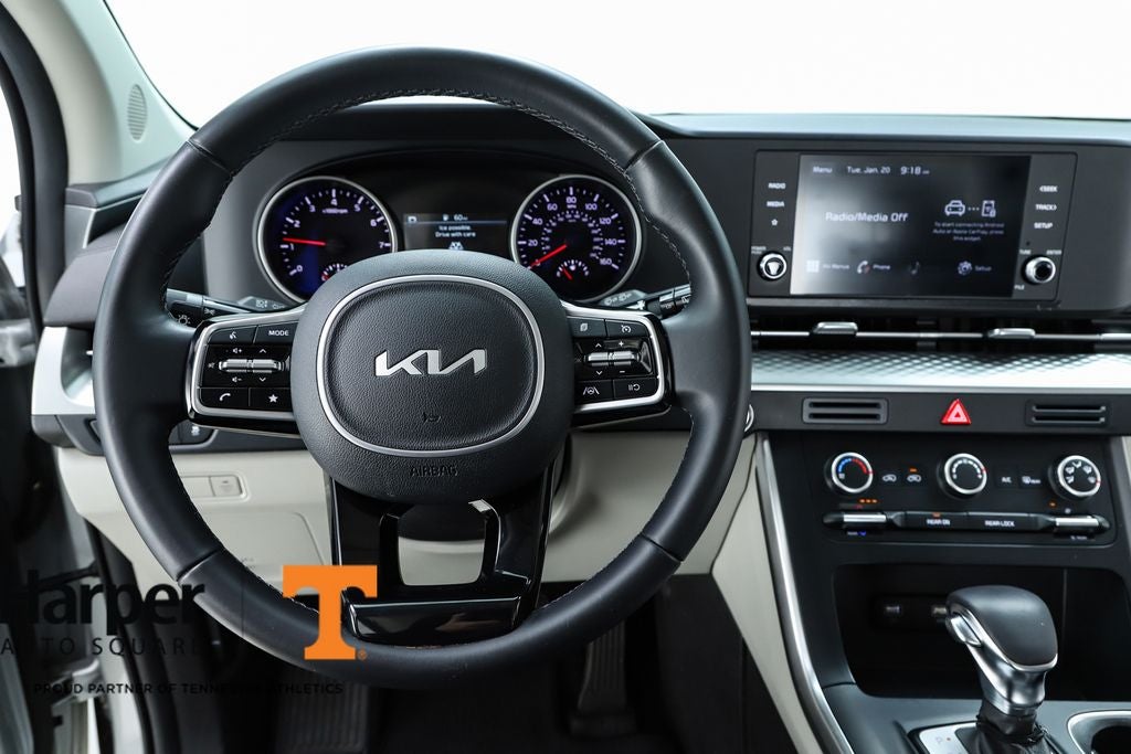 2022 Kia Carnival LXS