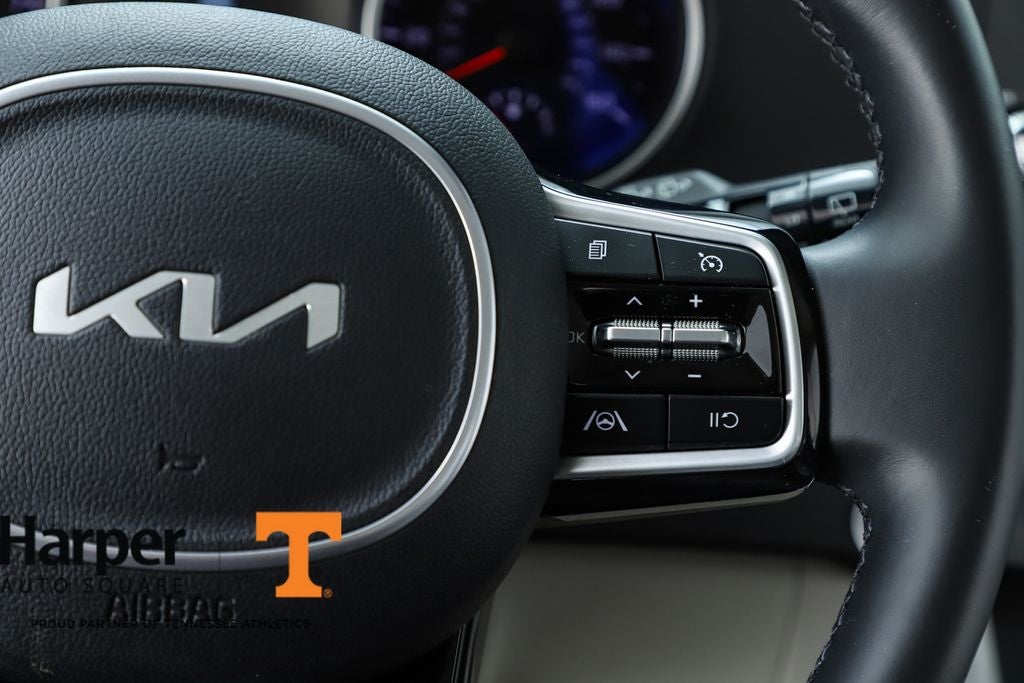 2022 Kia Carnival LXS