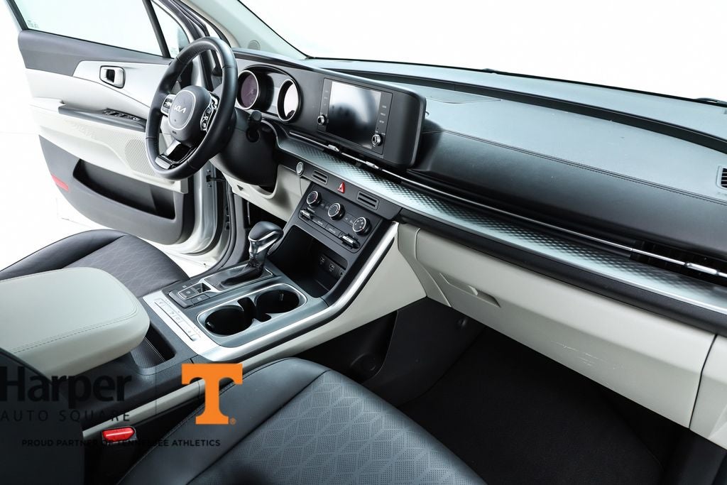 2022 Kia Carnival LXS