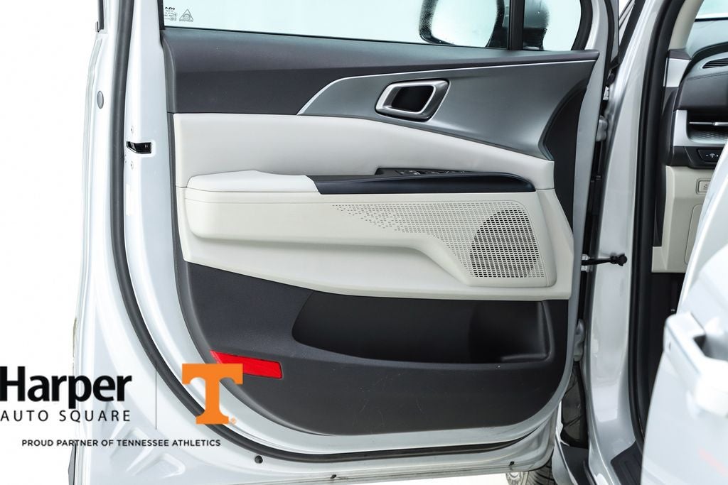 2022 Kia Carnival LXS