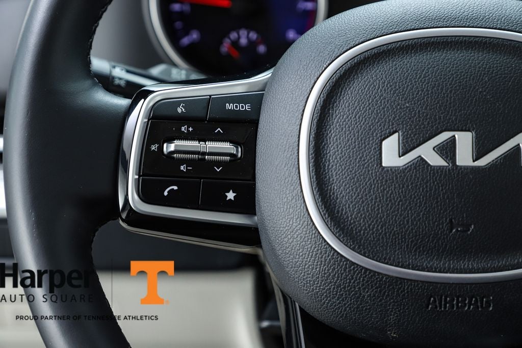 2022 Kia Carnival LXS