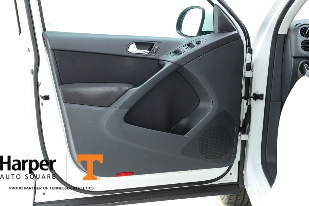 2017 Volkswagen Tiguan Limited 2.0T S 4Motion