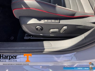 2024 Volkswagen Golf GTI SE