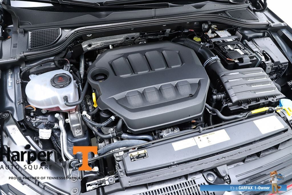2024 Volkswagen Golf GTI SE