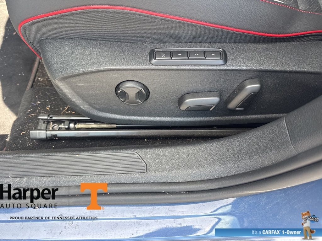 2025 Volkswagen Golf GTI 2.0T SE