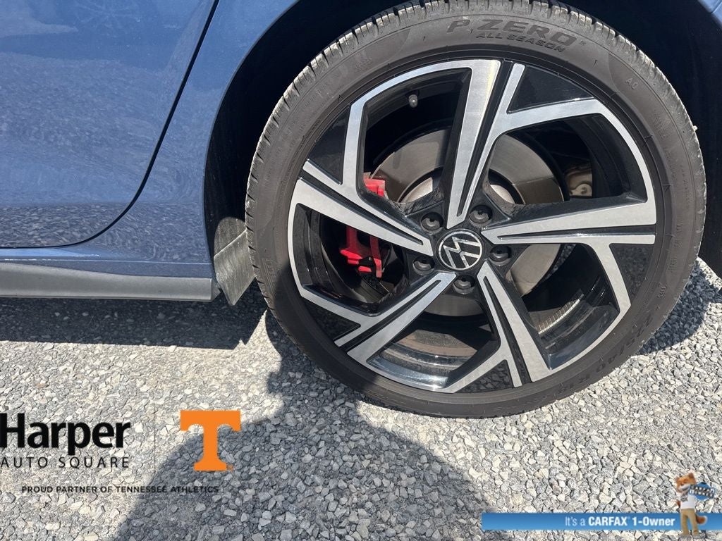 2025 Volkswagen Golf GTI 2.0T SE