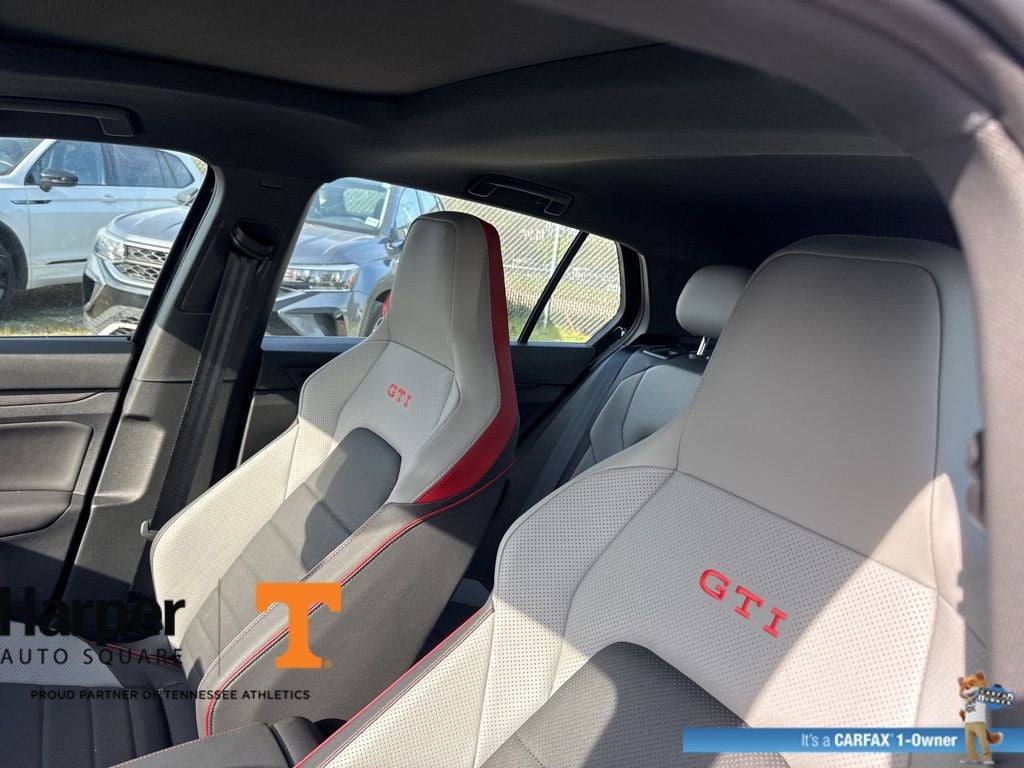 2024 Volkswagen Golf GTI 2.0T SE