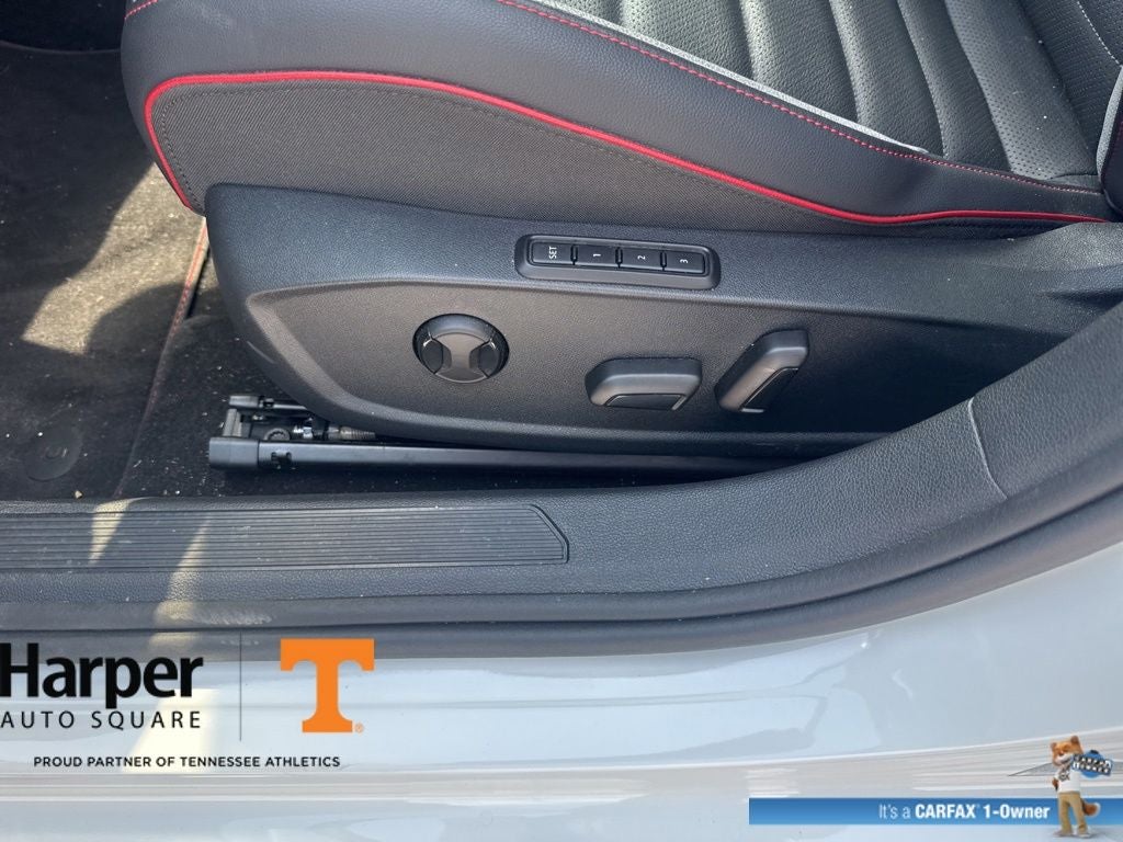2025 Volkswagen Golf GTI 2.0T SE
