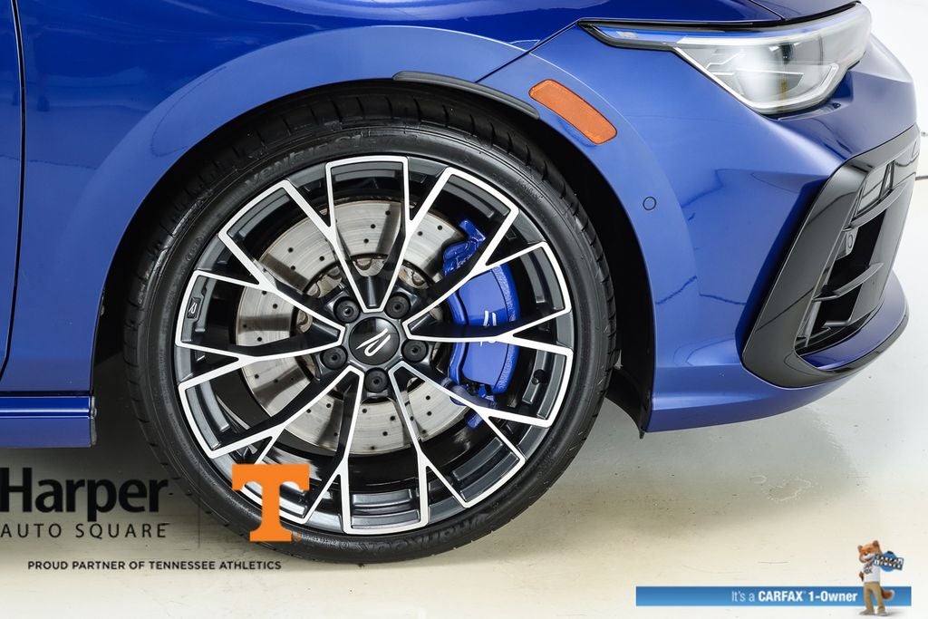 2025 Volkswagen Golf R 2.0T
