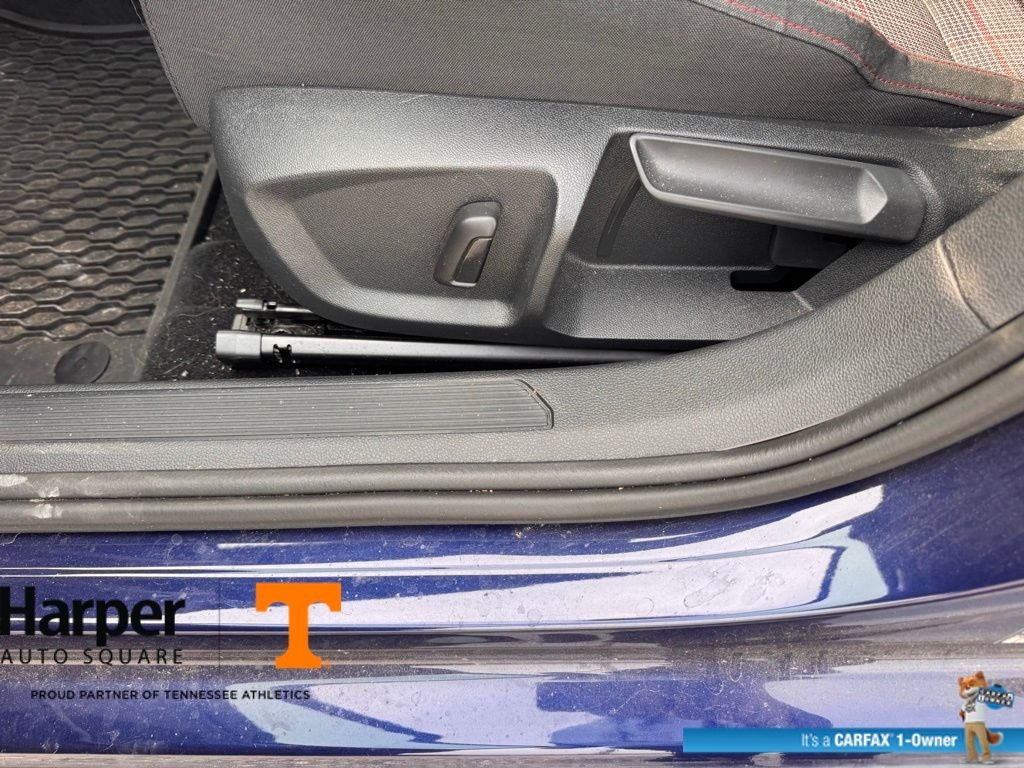 2023 Volkswagen Golf GTI 2.0T S