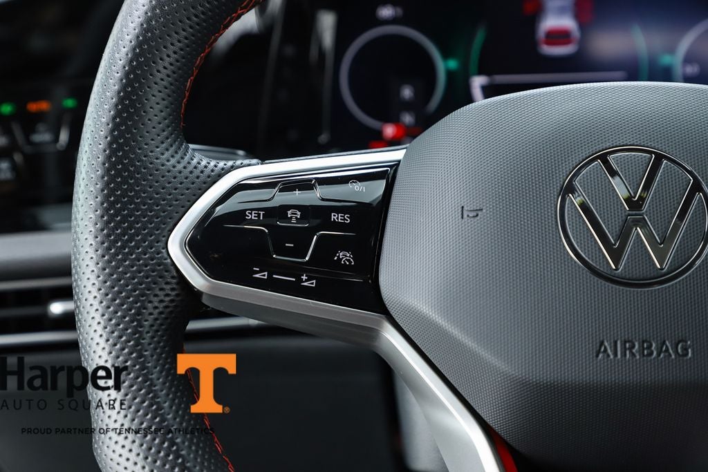 2023 Volkswagen Golf GTI 2.0T SE