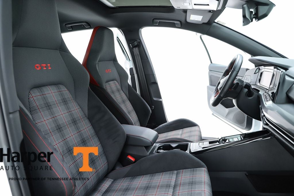 2023 Volkswagen Golf GTI 2.0T SE