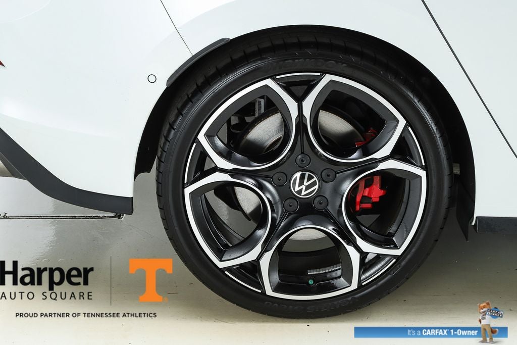 2025 Volkswagen Golf GTI Autobahn