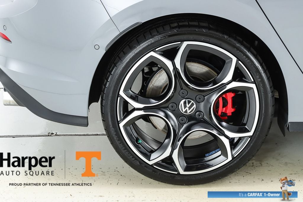 2025 Volkswagen Golf GTI Autobahn