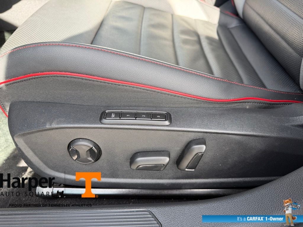 2024 Volkswagen Golf GTI Autobahn