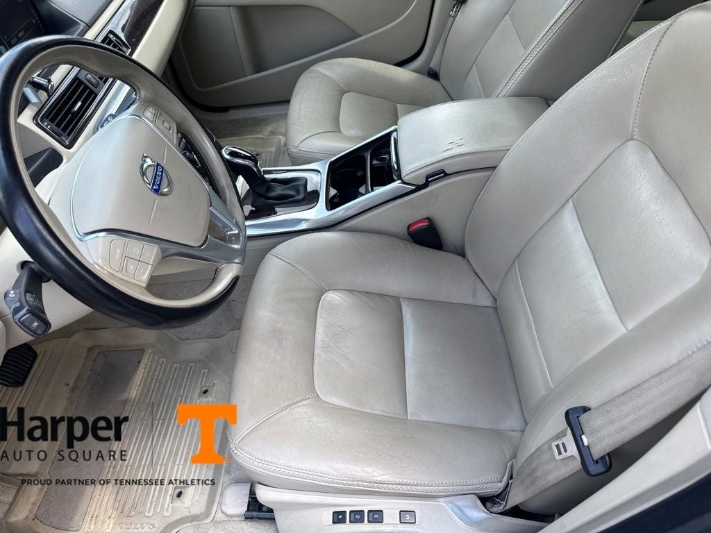 2015 Volvo XC70 T5 Premier