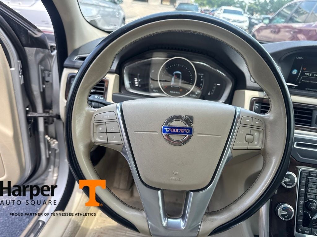 2015 Volvo XC70 T5 Premier