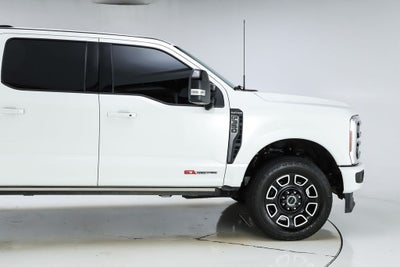 2025 Ford F-350SD Platinum