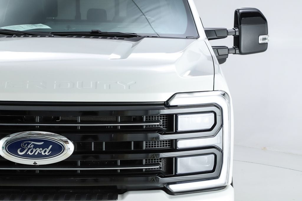 2025 Ford F-350SD Platinum