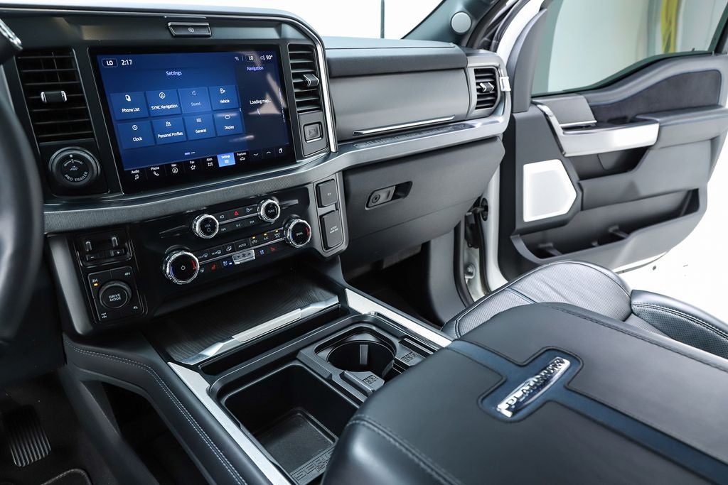 2025 Ford F-350SD Platinum