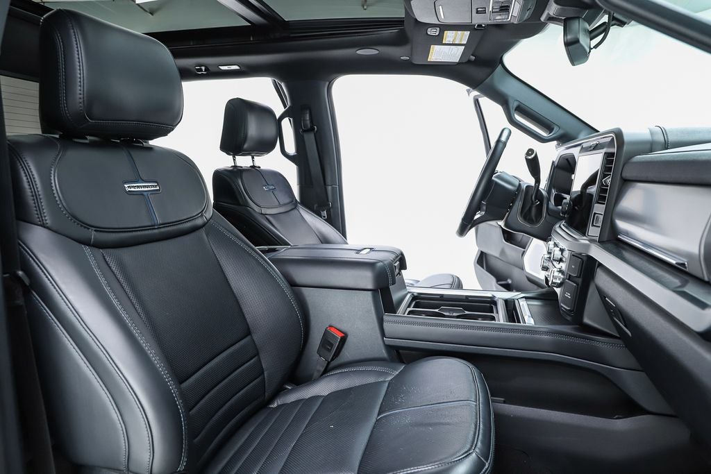 2025 Ford F-350SD Platinum