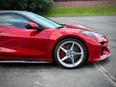 2025 Chevrolet Corvette E-Ray 2LZ