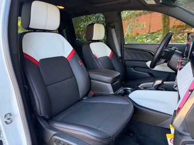 2023 GMC Canyon AT4X