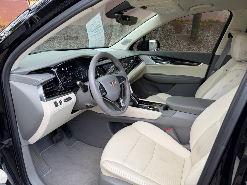 2023 Cadillac XT6 Premium Luxury