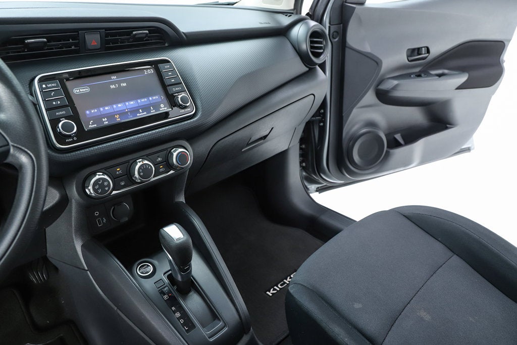 2023 Nissan Kicks S