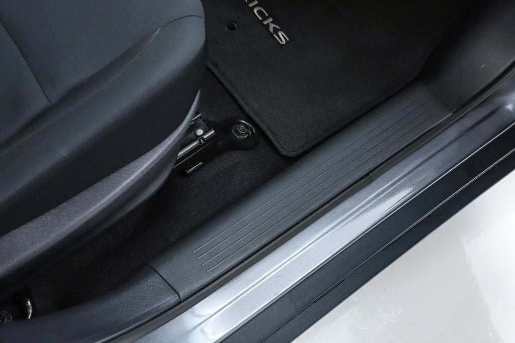 2023 Nissan Kicks S