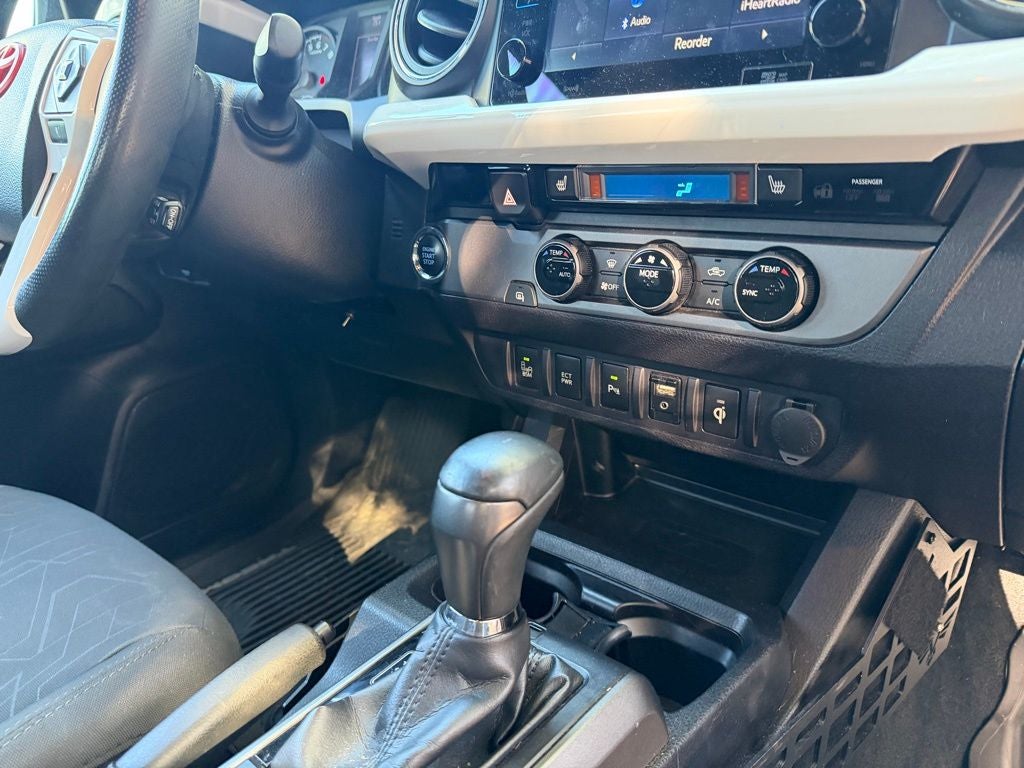 2017 Toyota Tacoma SR5 V6