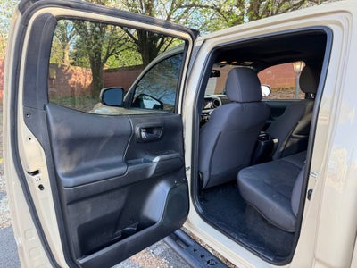 2017 Toyota Tacoma SR5 V6