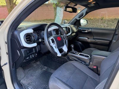 2017 Toyota Tacoma SR5 V6