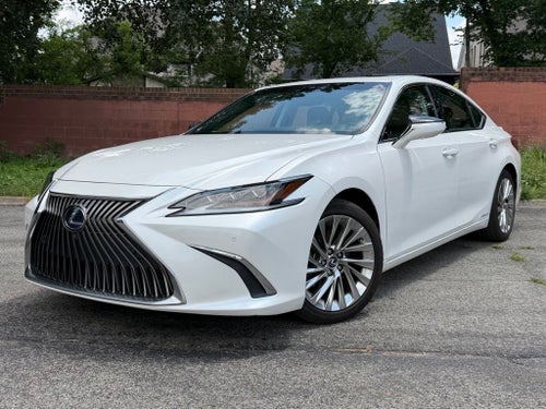 2021 Lexus ES 300h Ultra Luxury