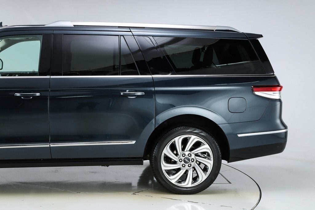 2024 Lincoln Navigator L Reserve